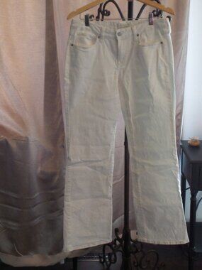 Women's LUCKY Brand White Low Rise Lolita Bootcut Jeans Size 8/29 Like NEW